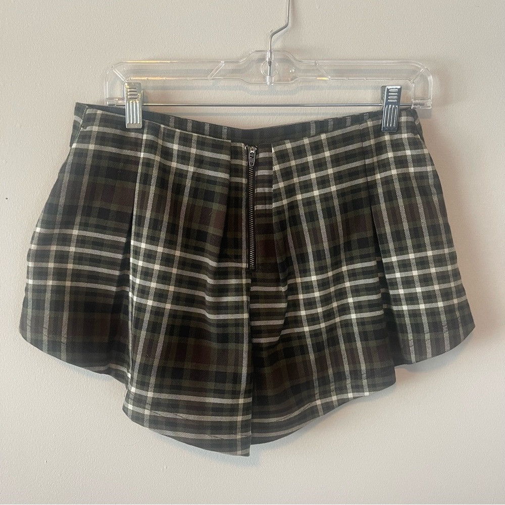 Free People Grungy plaid Skort shorts size 4